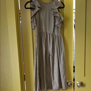 Elegant khaki Ruffle Sleeve Dress